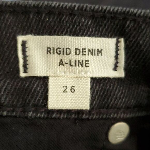 Madewell A Line Raw Hem Notched Cutout Black Denim Jean Mini Skirt Size 26 - Picture 13 of 16